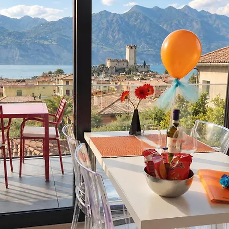 Blue Sky Garda - Sunset Apartman Malcesine