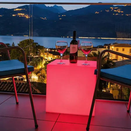 Blue Sky Garda - Sunset Apartman Malcesine